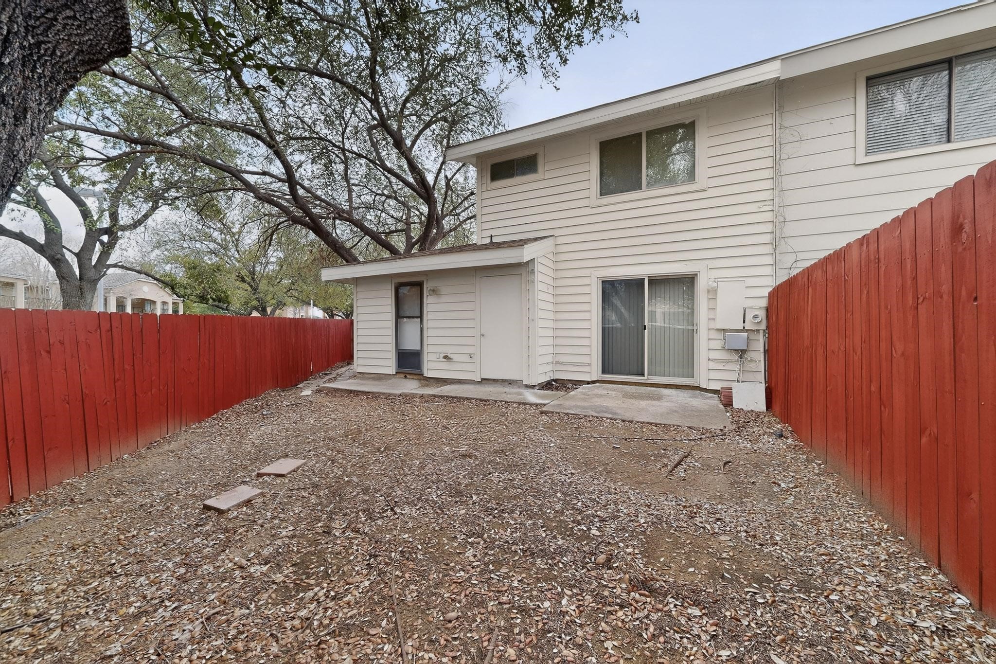 2407 Mustang Court Lewisville TX 75067