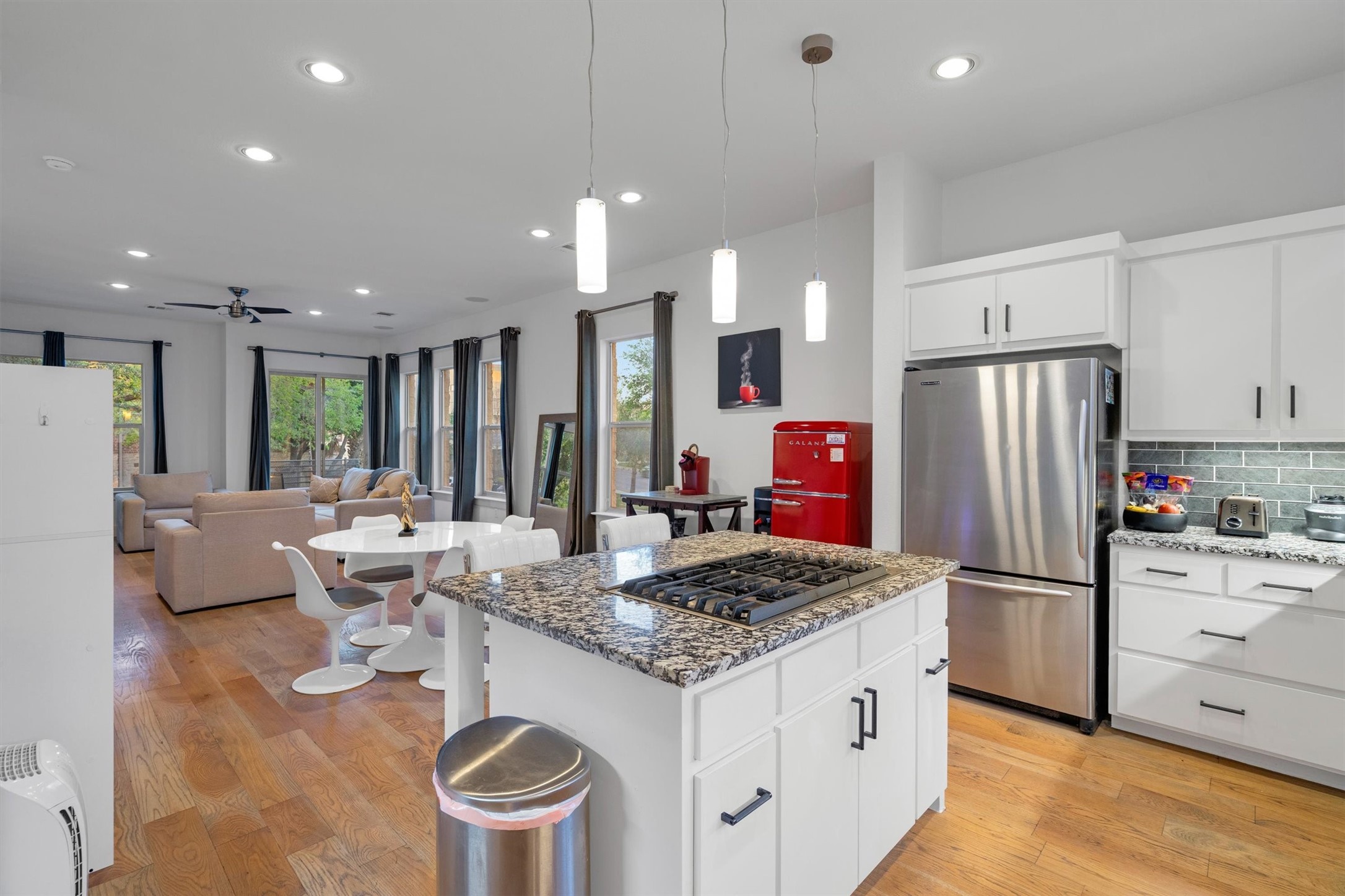 5710 La Vista Drive Dallas TX 75206
