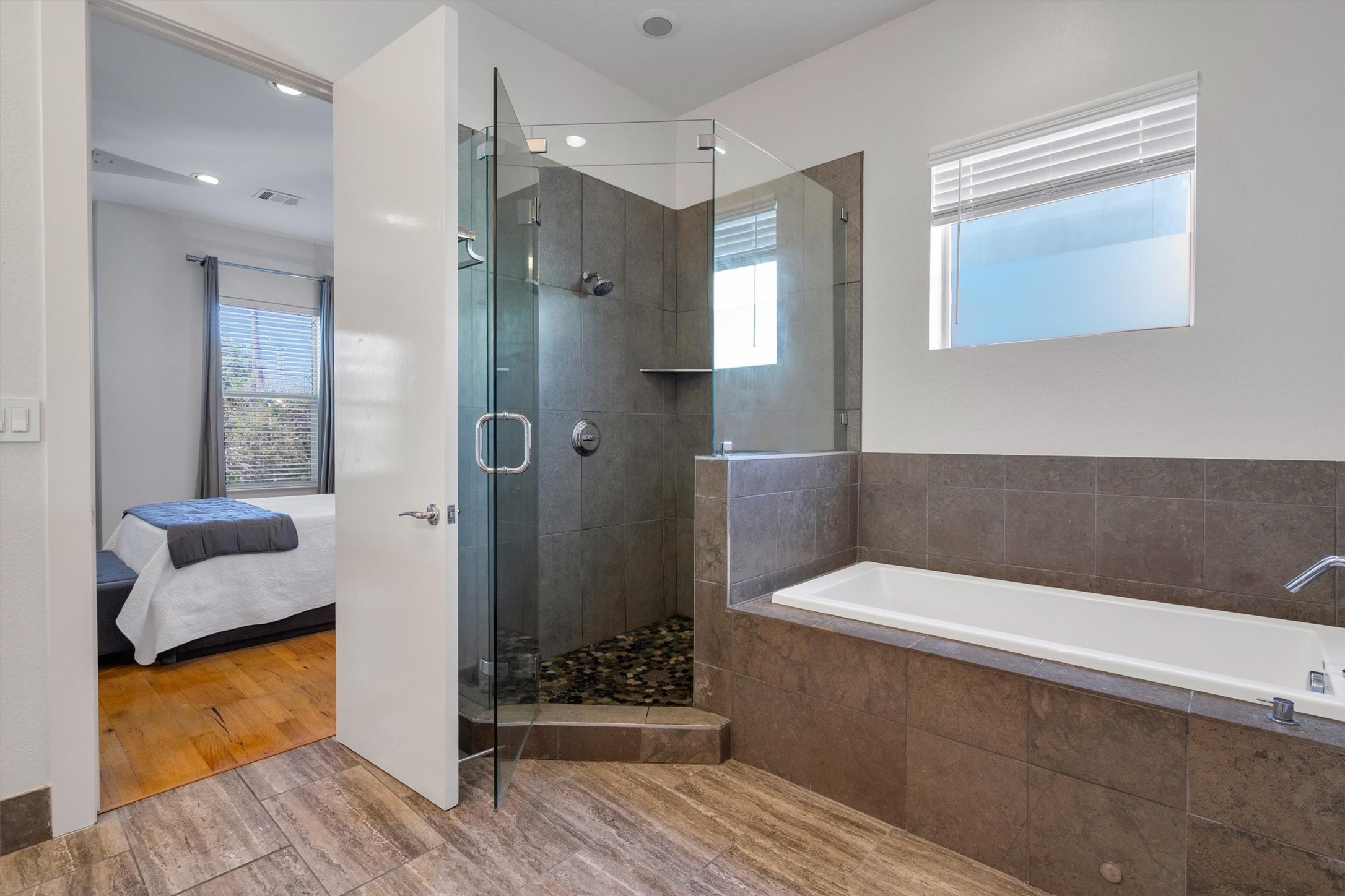 5710 La Vista Drive Dallas TX 75206