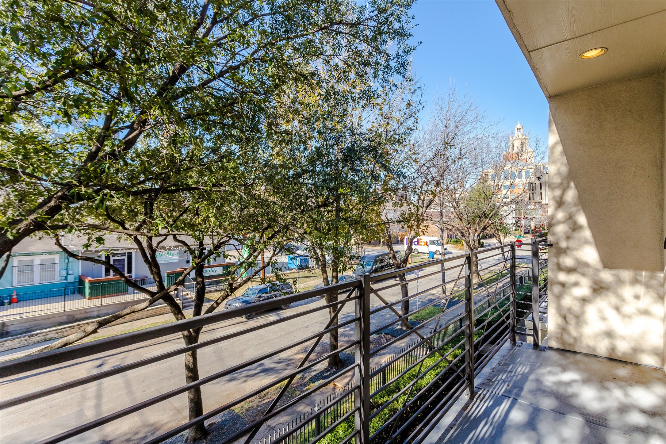 2606 Shelby Avenue Dallas TX 75219