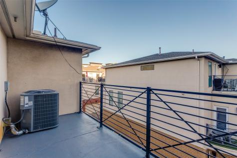 2606 Shelby Avenue Dallas TX 75219