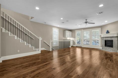 2606 Shelby Avenue Dallas TX 75219