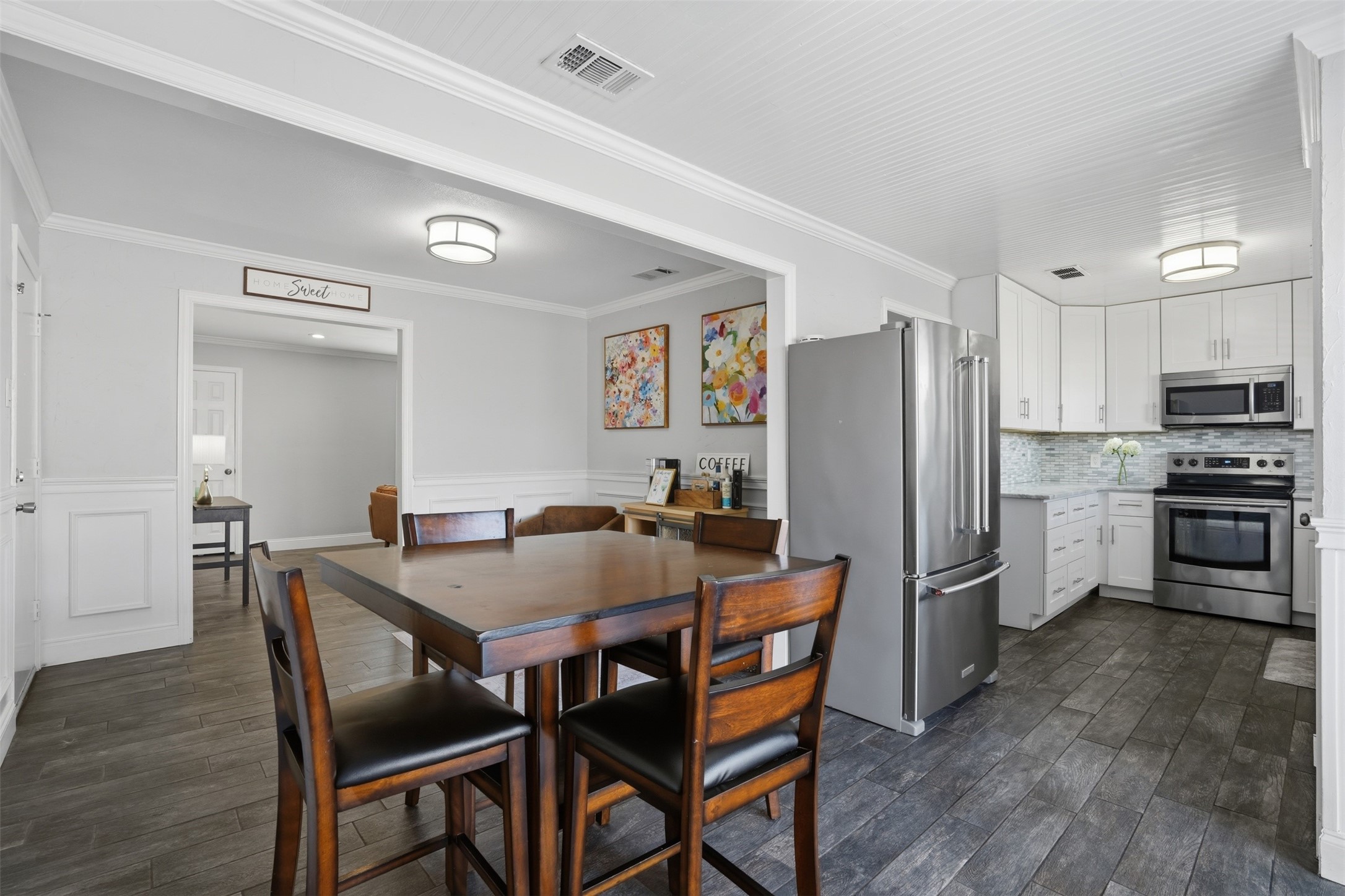 5805 Birchbrook Drive Dallas TX 75206