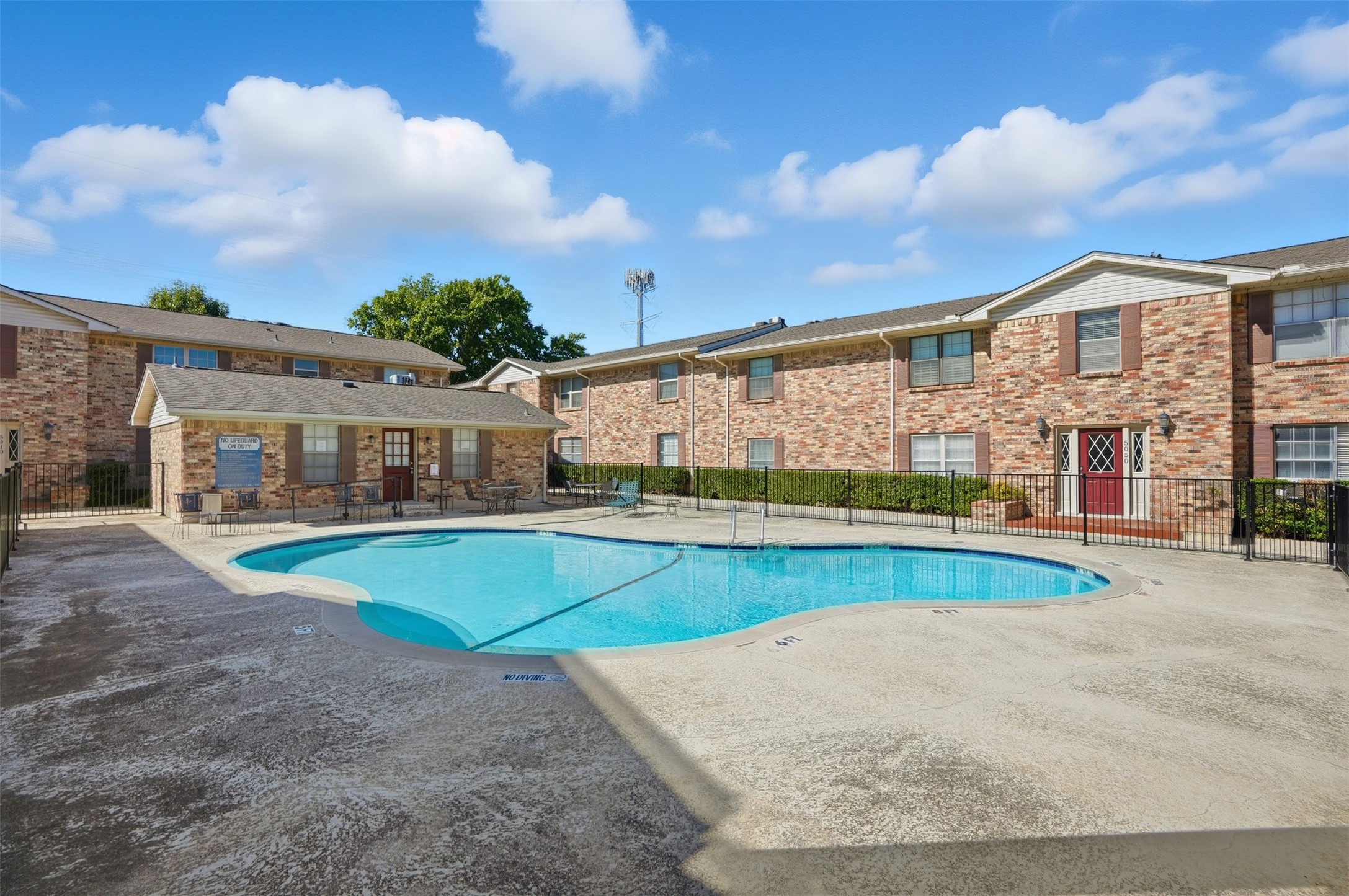 5805 Birchbrook Drive Dallas TX 75206
