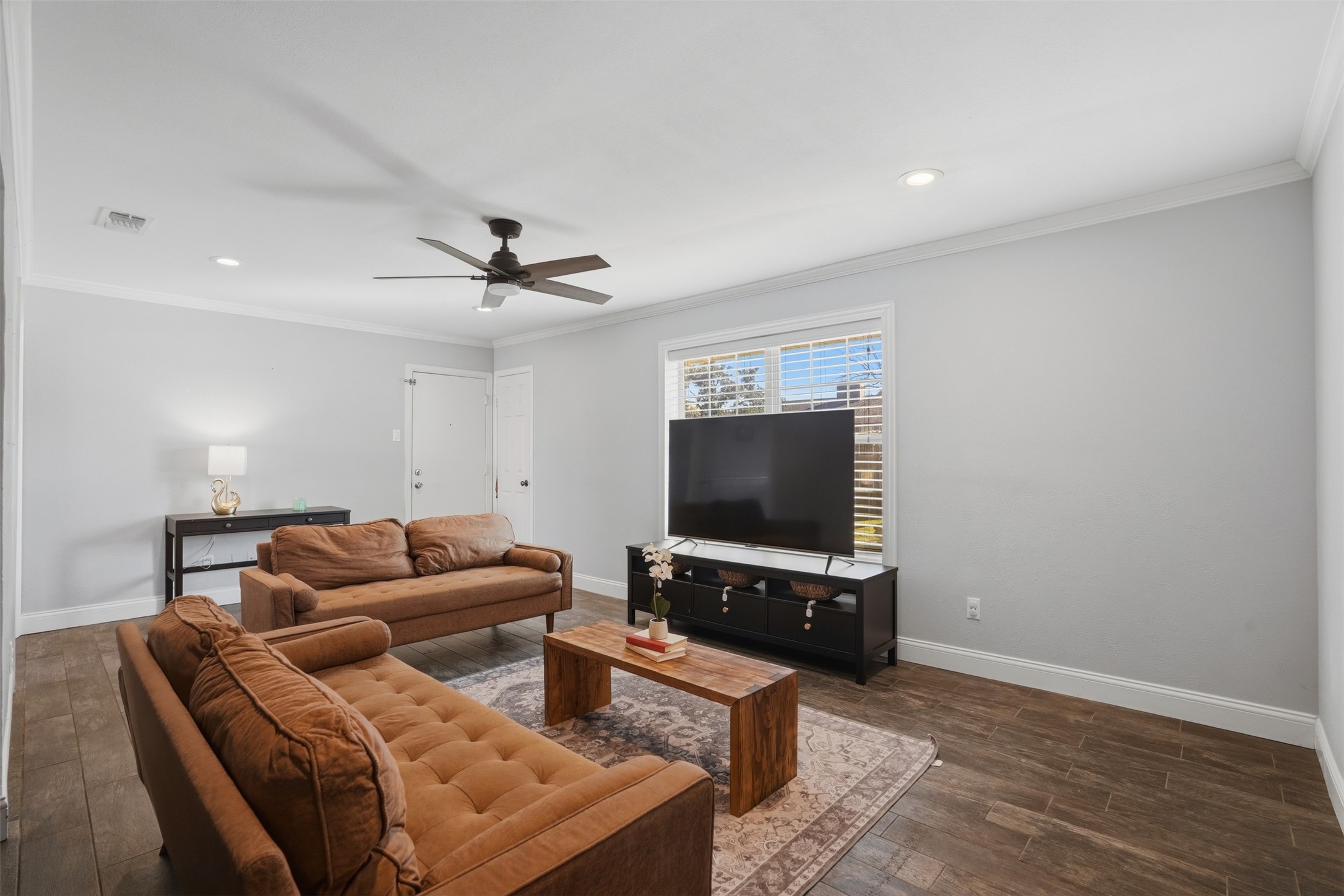 5805 Birchbrook Drive Dallas TX 75206
