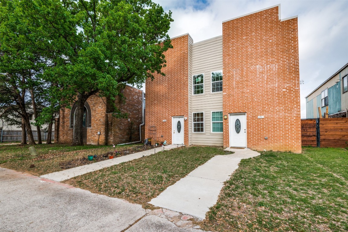 626 W Union Bower Road Irving TX 75061