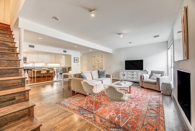 4122 Travis Street Dallas TX 75204