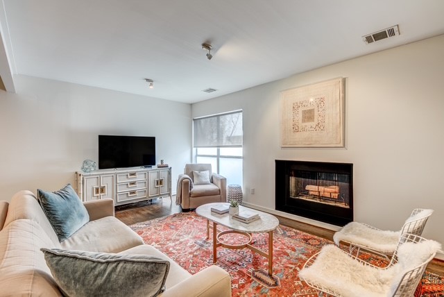 4122 Travis Street Dallas TX 75204
