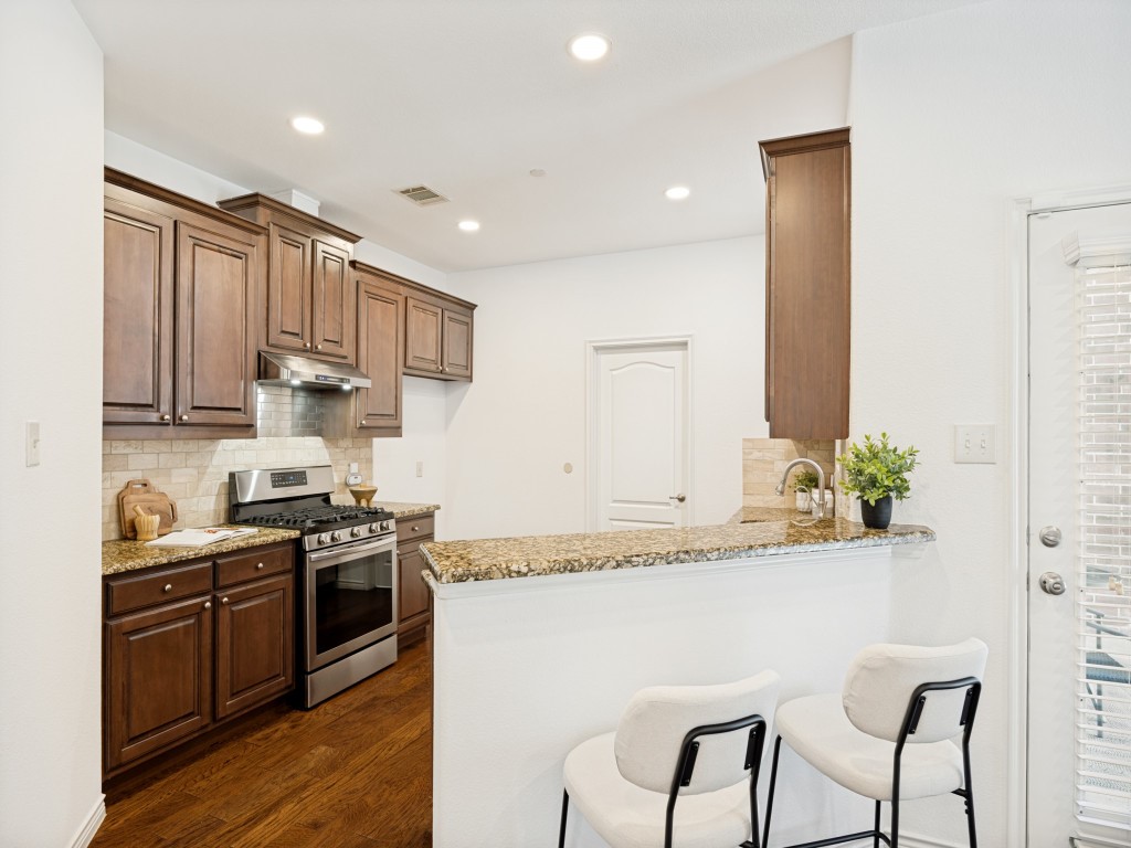 4221 Comanche Drive Carrollton TX 75010
