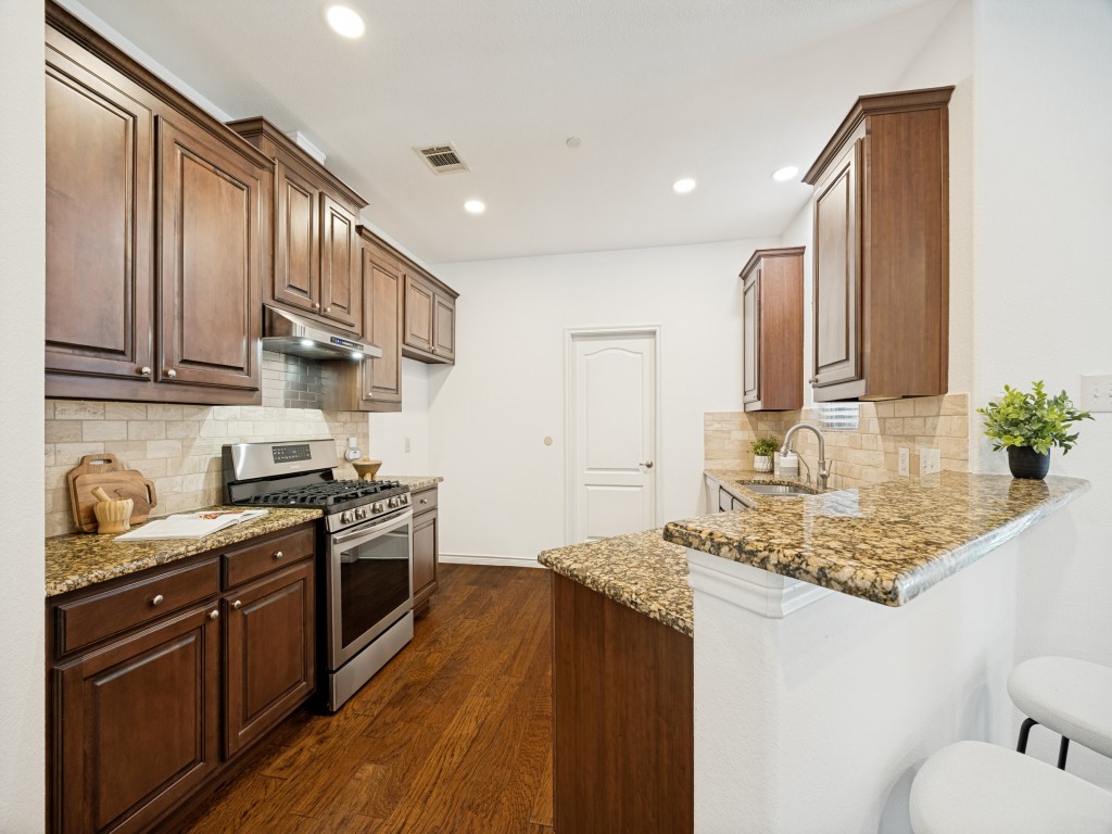 4221 Comanche Drive Carrollton TX 75010