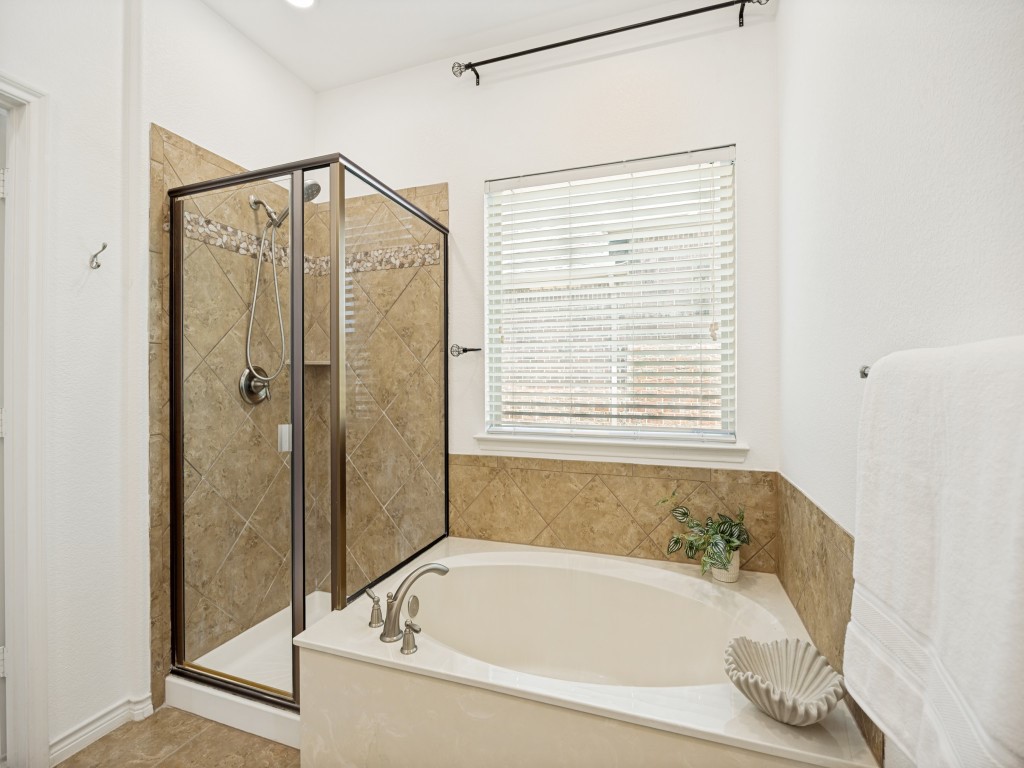 4221 Comanche Drive Carrollton TX 75010