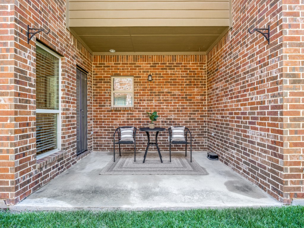 4221 Comanche Drive Carrollton TX 75010