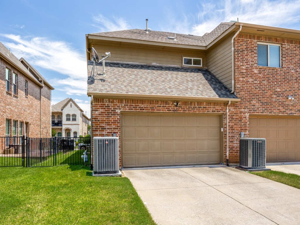4221 Comanche Drive Carrollton TX 75010