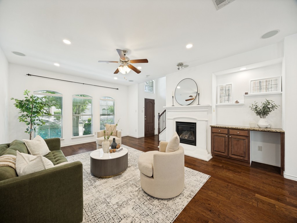 4221 Comanche Drive Carrollton TX 75010