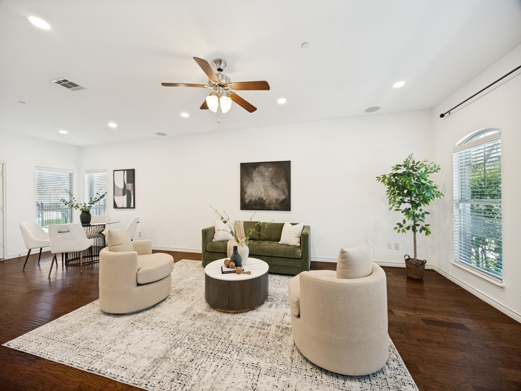 4221 Comanche Drive Carrollton TX 75010