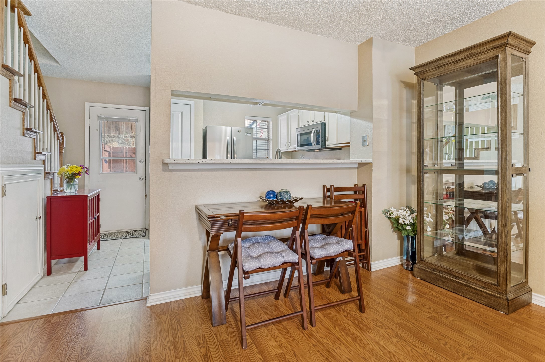 22 Abbey Road Euless TX 76039