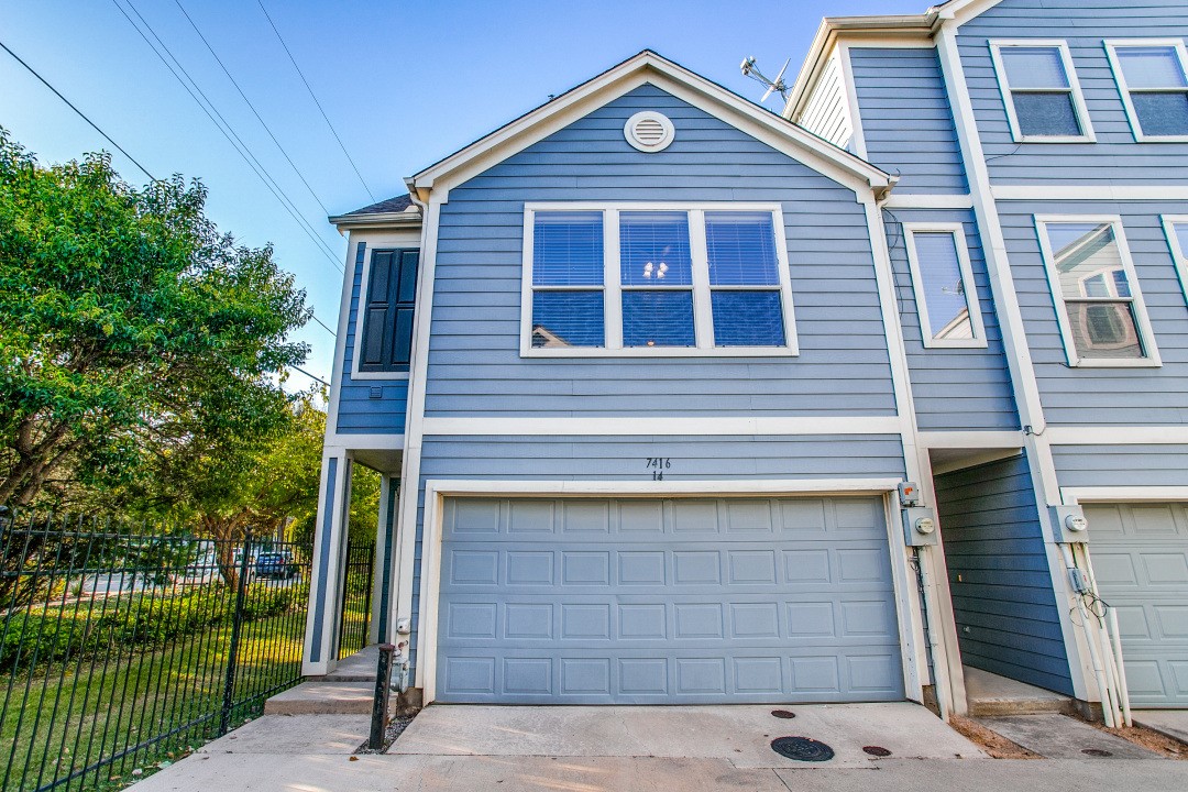 7416 Coronado Avenue Dallas TX 75214