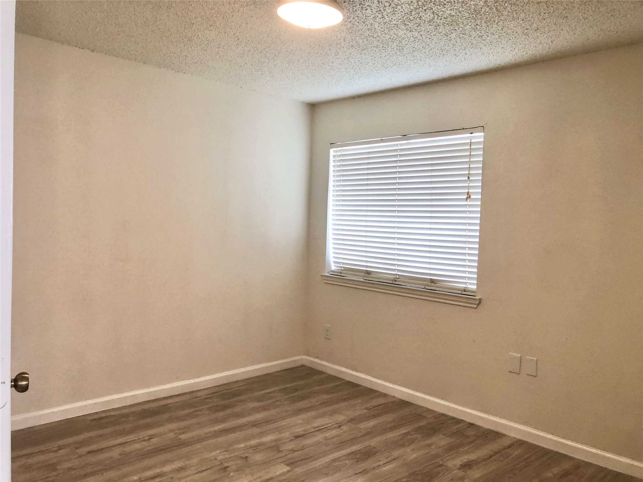 9829 Walnut Street Dallas TX 75243