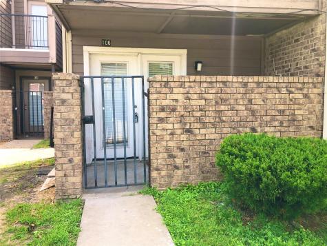 9829 Walnut Street Dallas TX 75243
