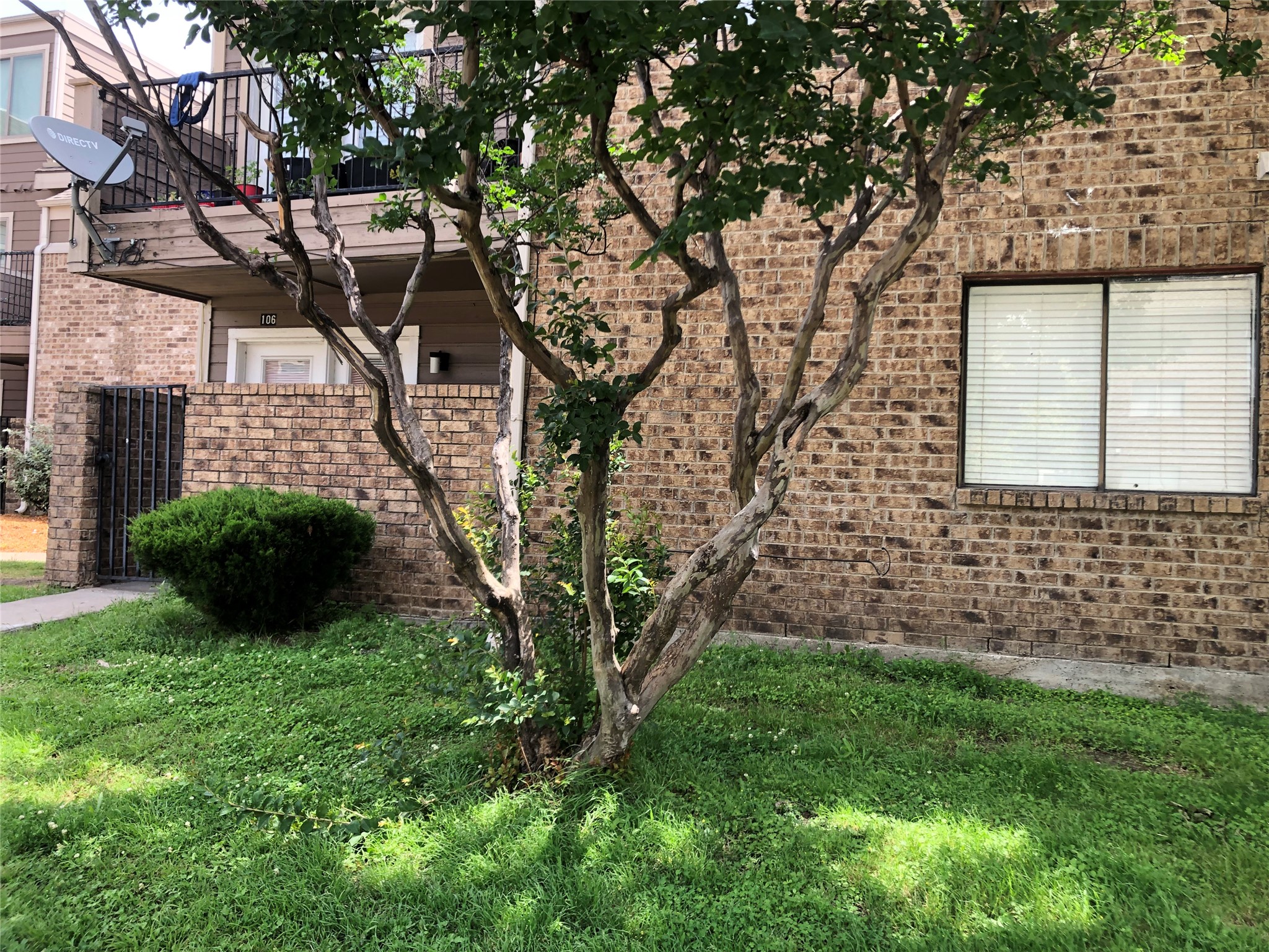 9829 Walnut Street Dallas TX 75243