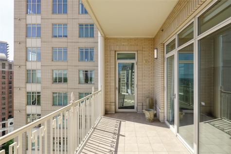 2525 N Pearl Street Dallas TX 75201