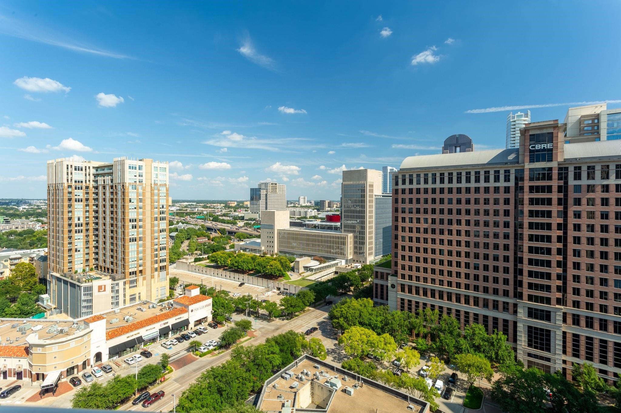 2525 N Pearl Street Dallas TX 75201