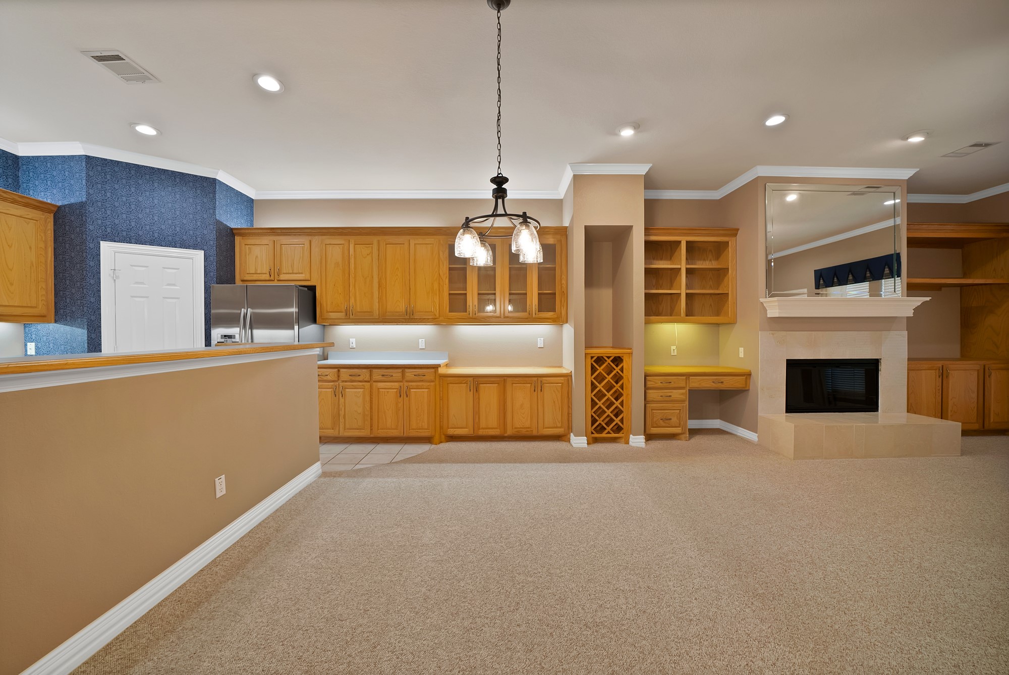 1220 Woodland Park Drive Hurst TX 76053