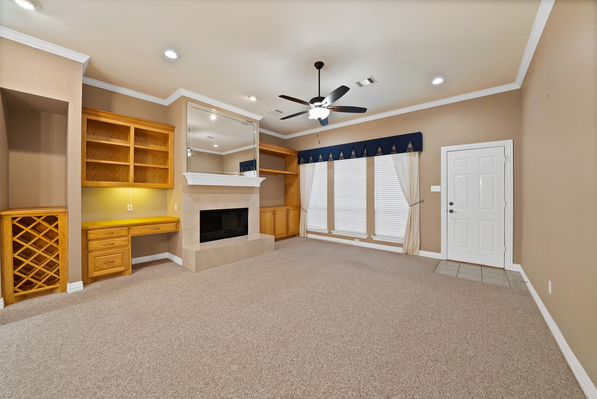 1220 Woodland Park Drive Hurst TX 76053