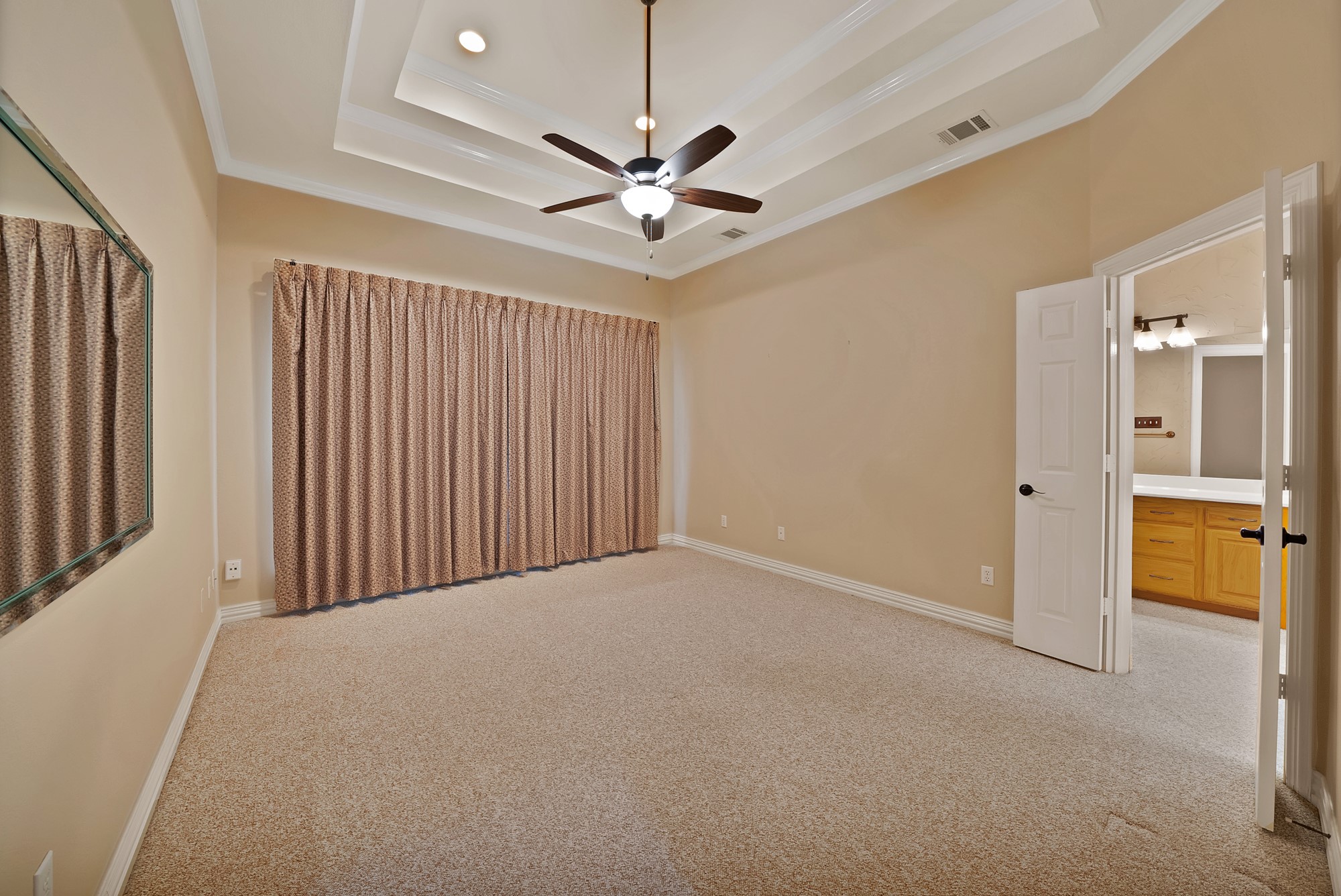 1220 Woodland Park Drive Hurst TX 76053