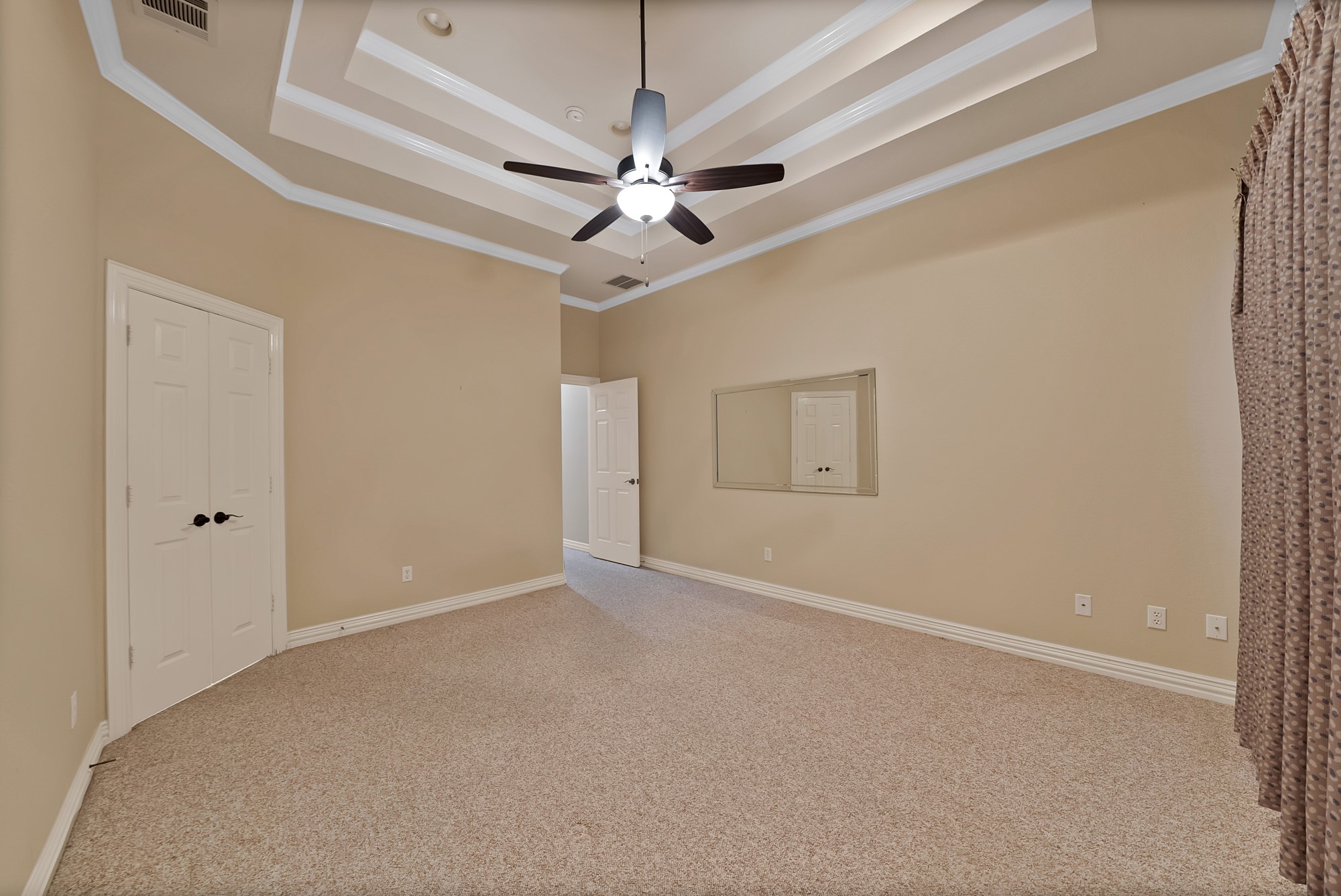 1220 Woodland Park Drive Hurst TX 76053