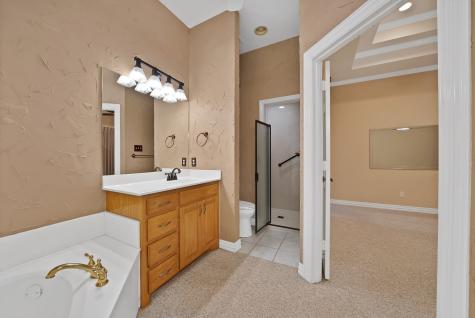 1220 Woodland Park Drive Hurst TX 76053