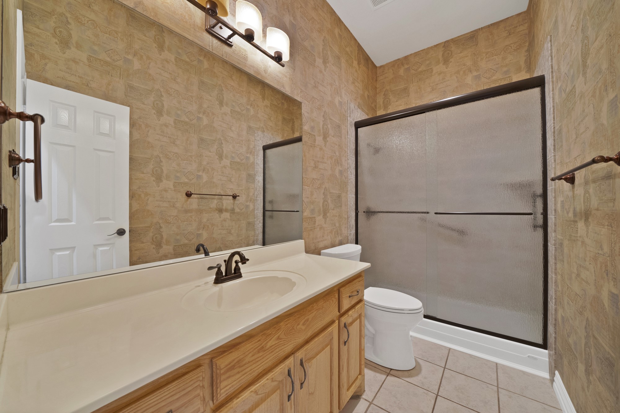 1220 Woodland Park Drive Hurst TX 76053