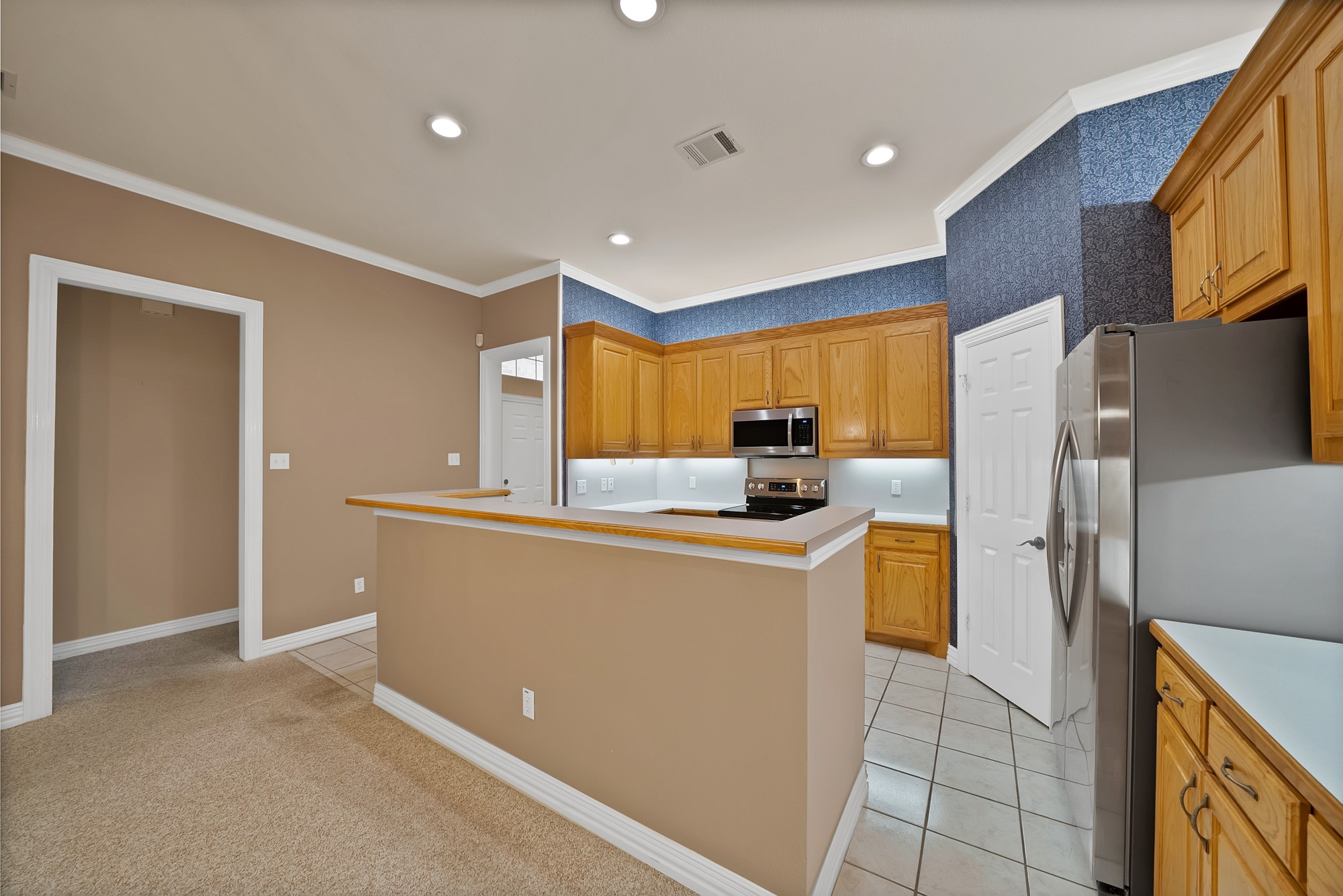 1220 Woodland Park Drive Hurst TX 76053