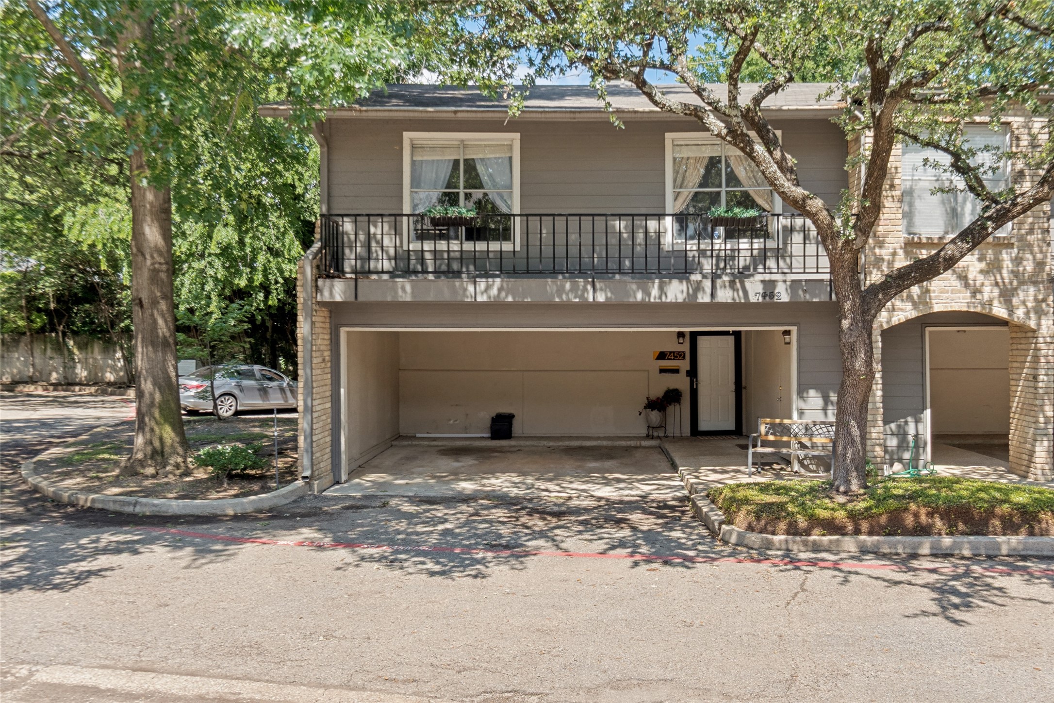 7452 E Northwest Highway Dallas TX 75231