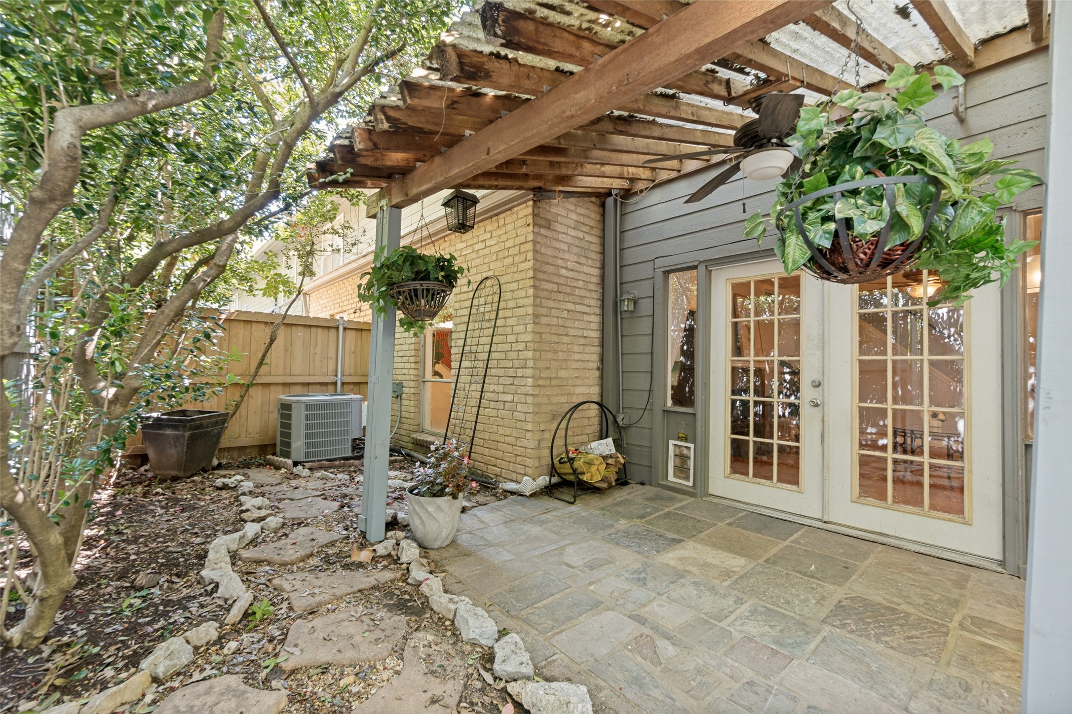 7452 E Northwest Highway Dallas TX 75231