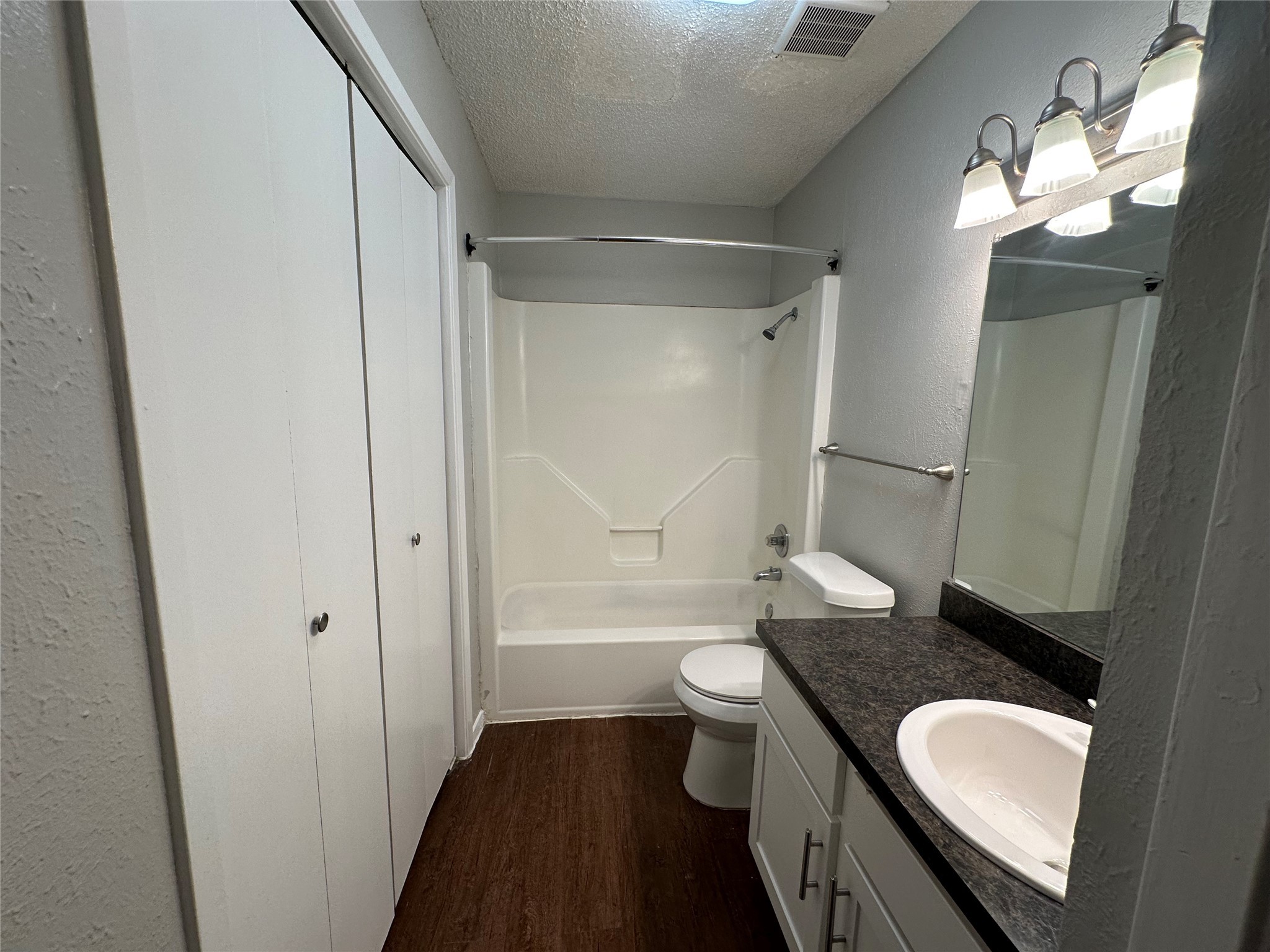 9696 Walnut Street Dallas TX 75243