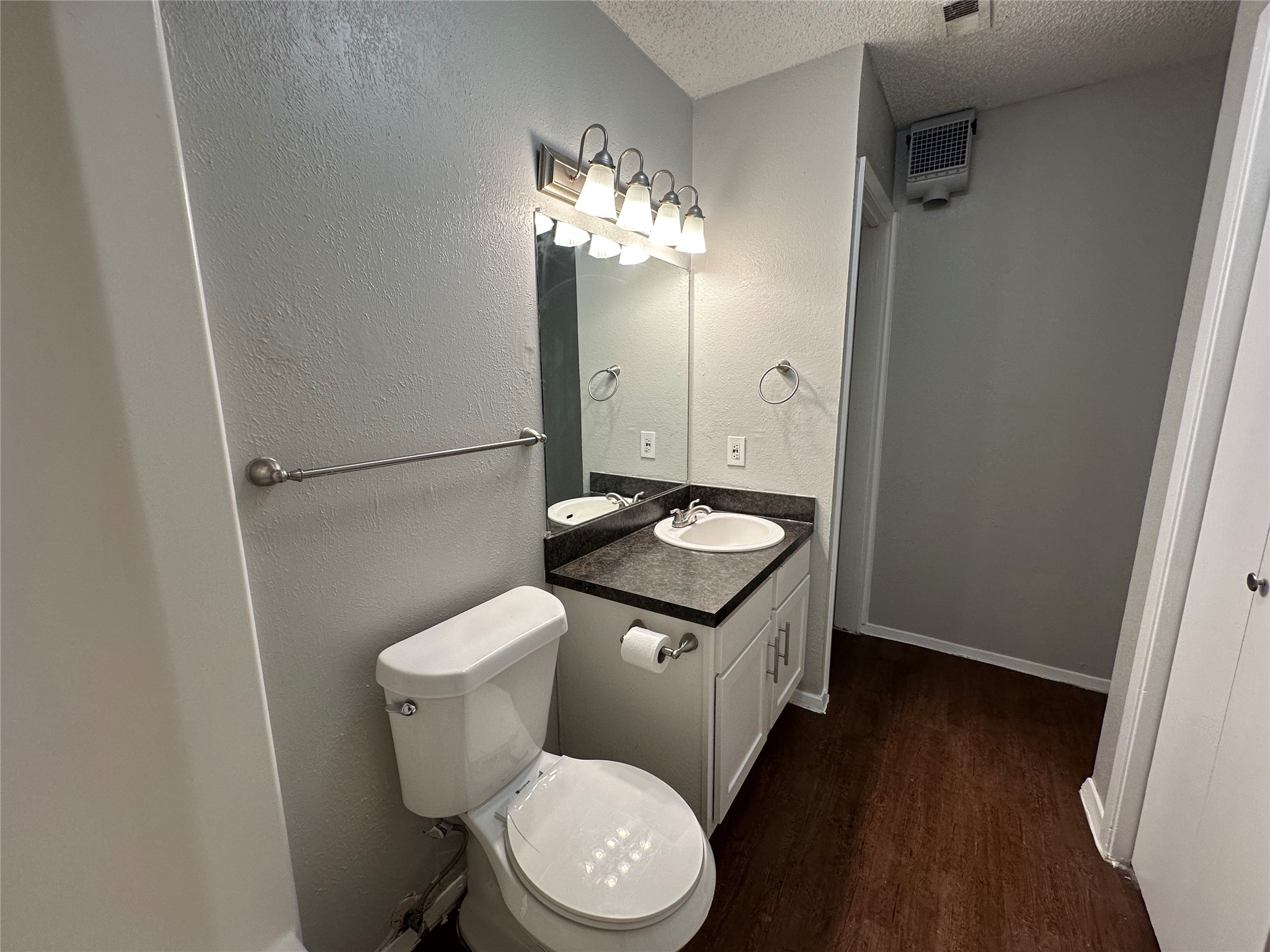 9696 Walnut Street Dallas TX 75243