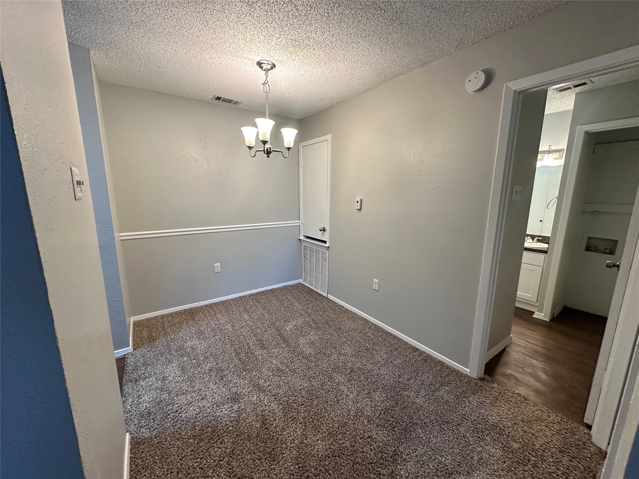 9696 Walnut Street Dallas TX 75243