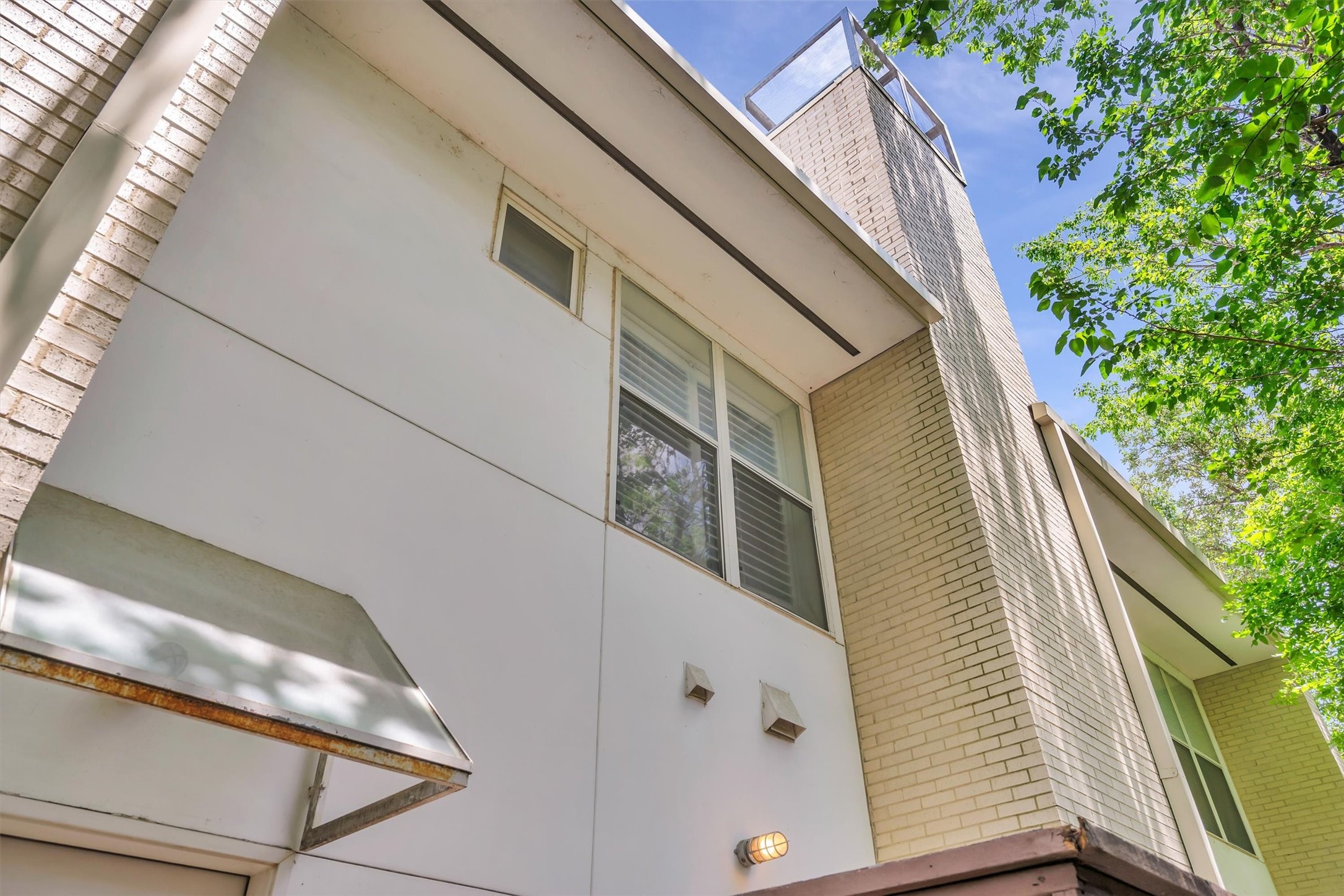 4125 Cole Avenue Dallas TX 75204
