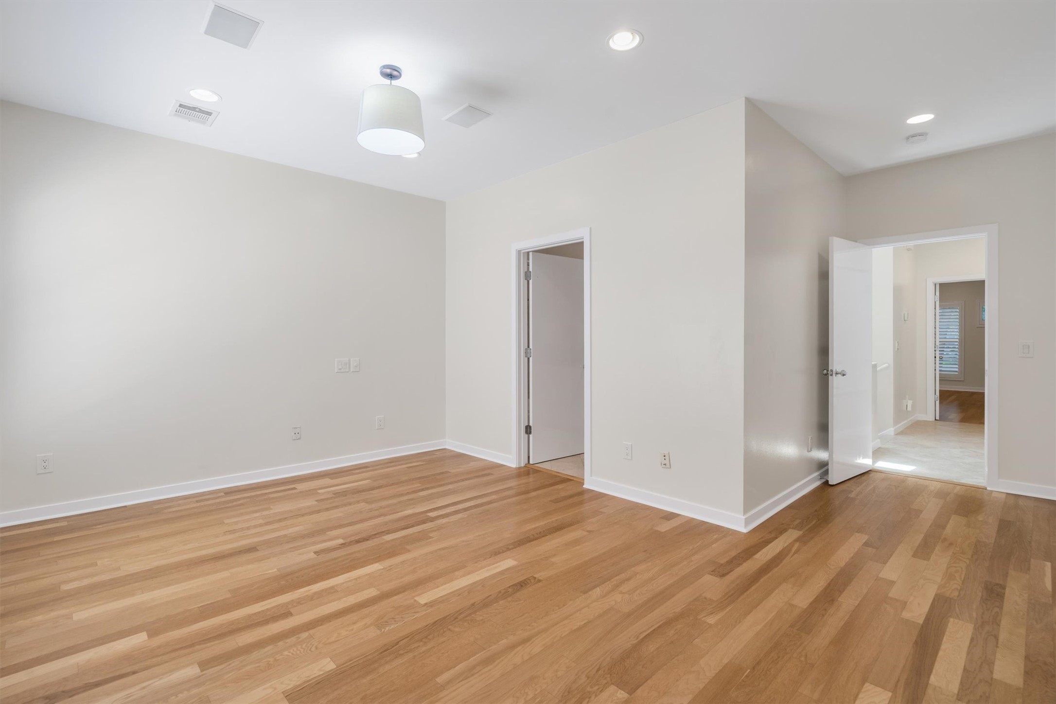 4125 Cole Avenue Dallas TX 75204