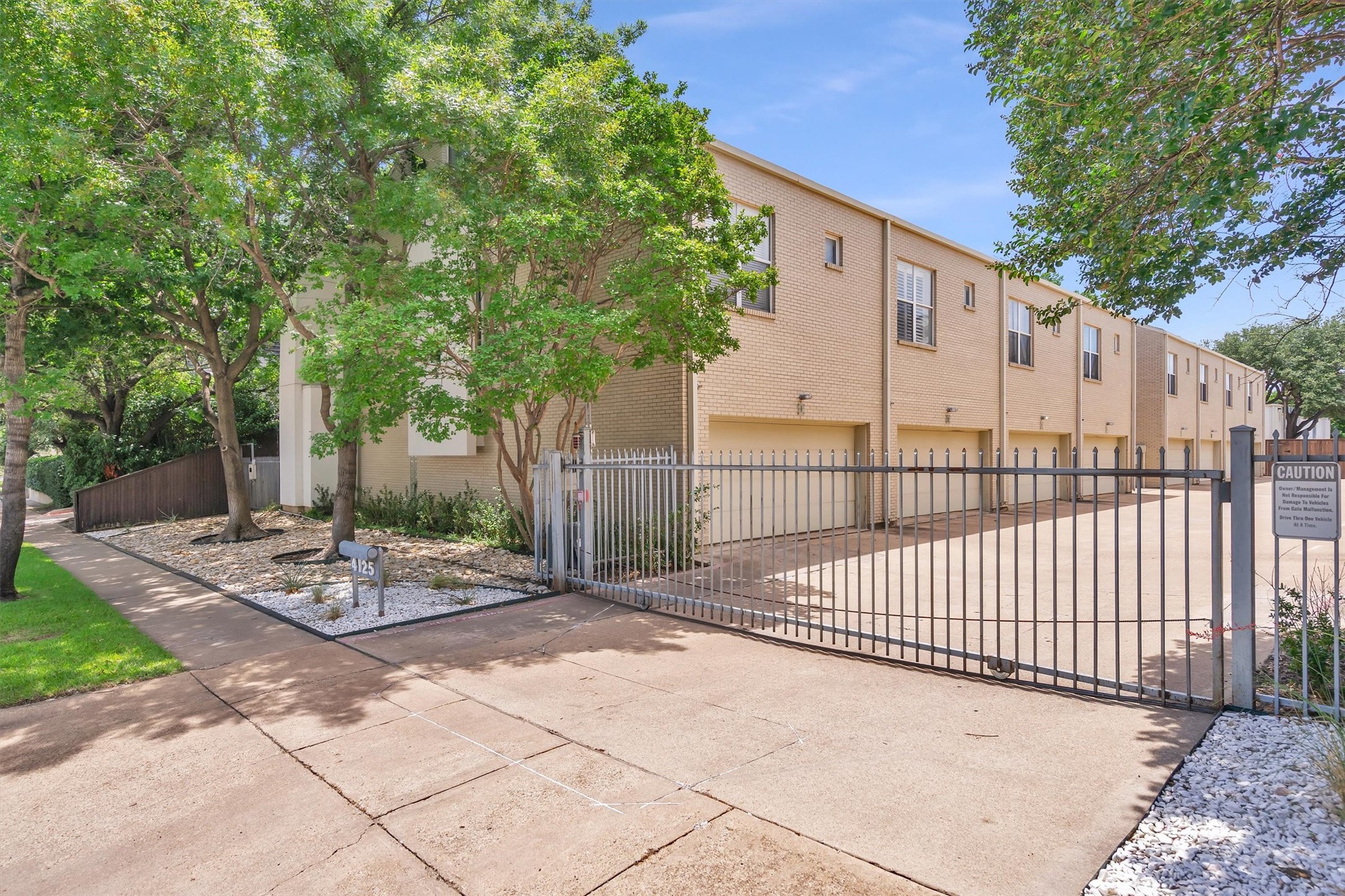 4125 Cole Avenue Dallas TX 75204
