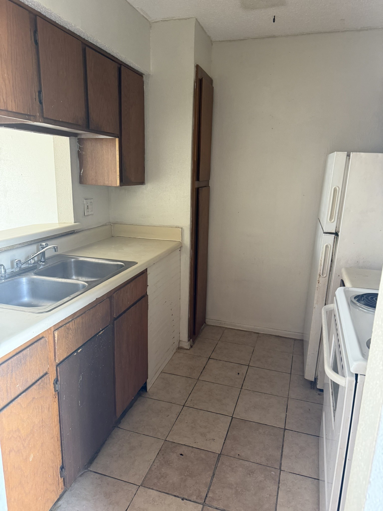 6050 Melody Lane Dallas TX 75231