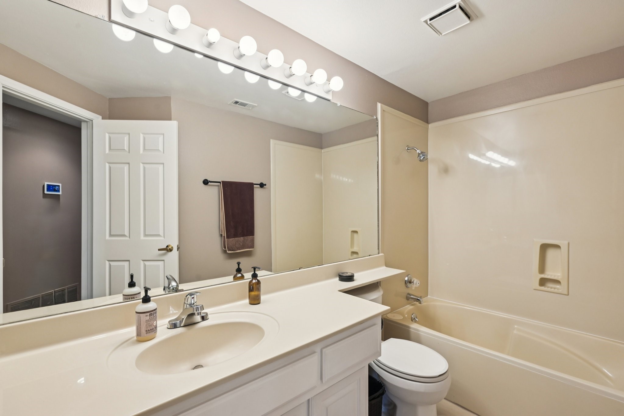9955 Waterfront Trail Rowlett TX 75087