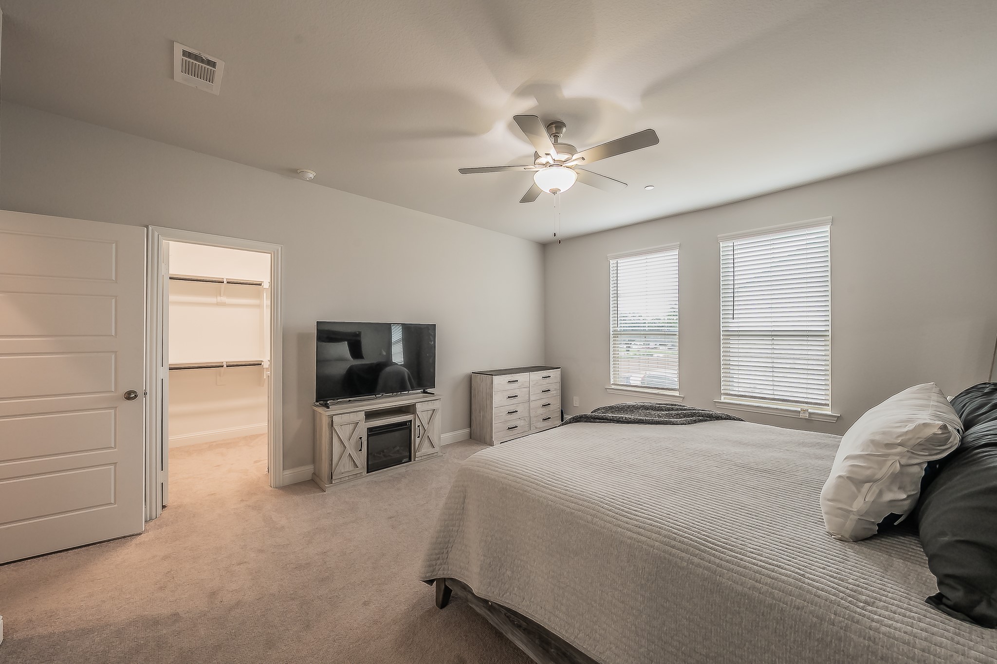 12933 Couture Drive Farmers Branch TX 75234