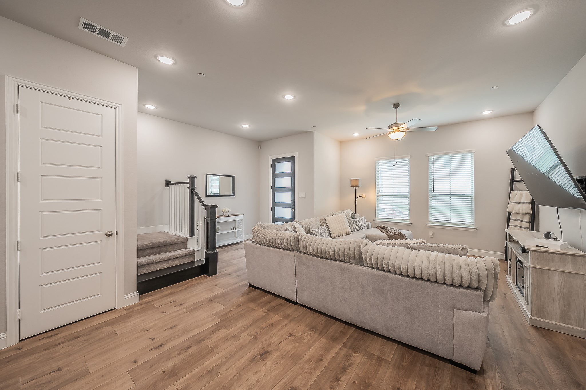 12933 Couture Drive Farmers Branch TX 75234