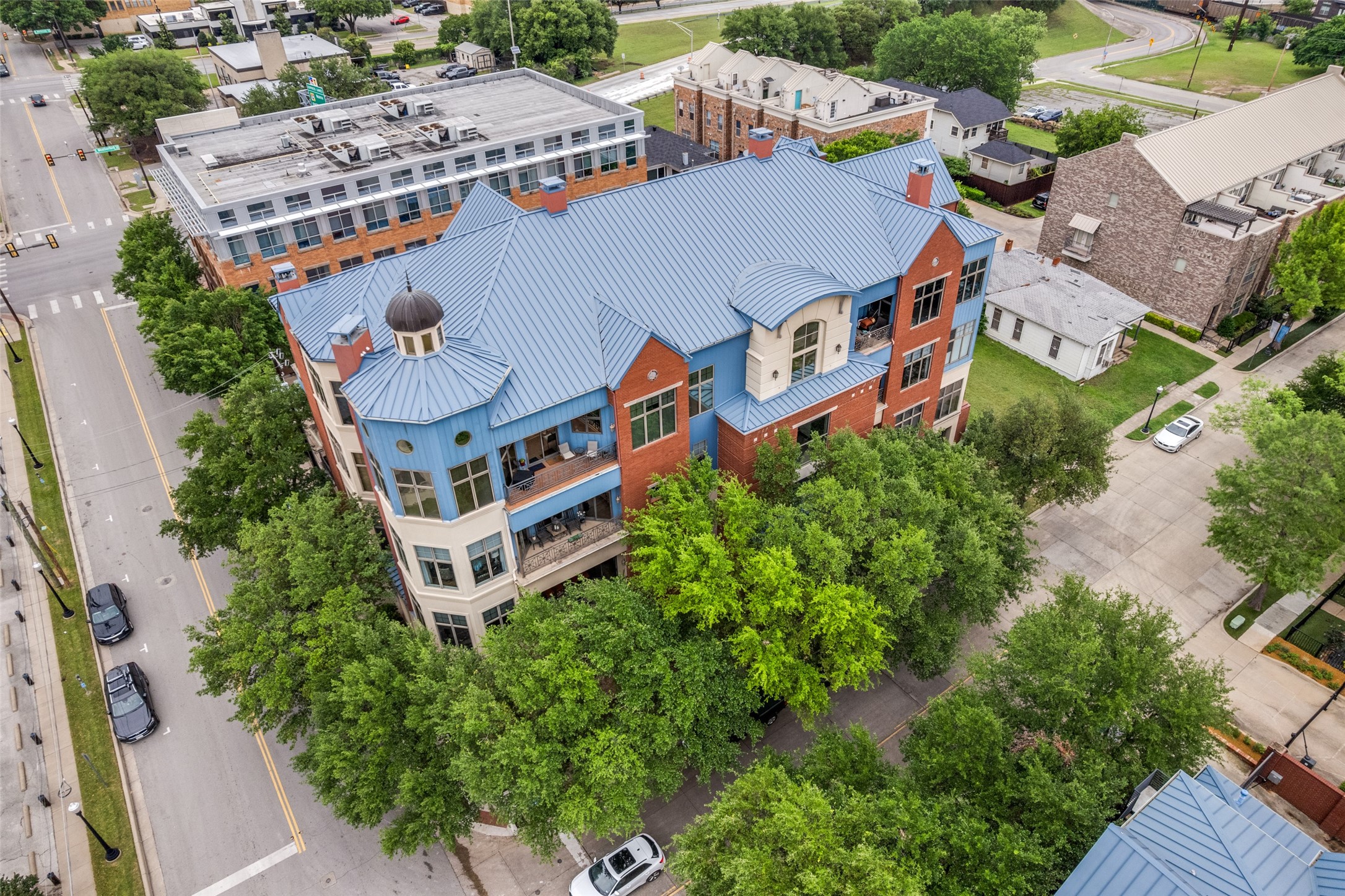 601 E 1st Street Fort Worth TX 76102