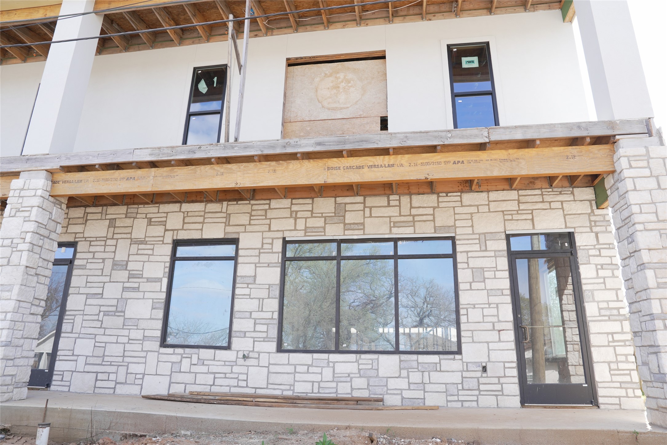 299 301 303 W Oak Street Mansfield TX 76063