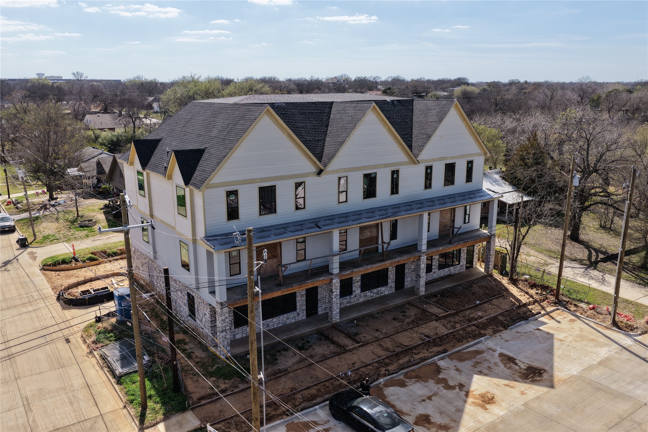 299 301 303 W Oak Street Mansfield TX 76063