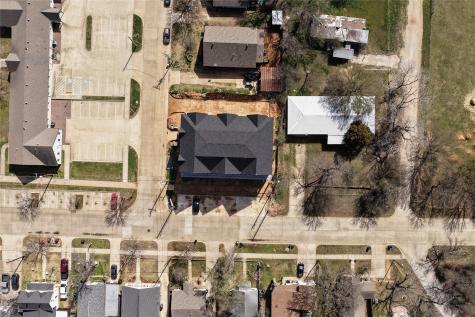 299 301 303 W Oak Street Mansfield TX 76063