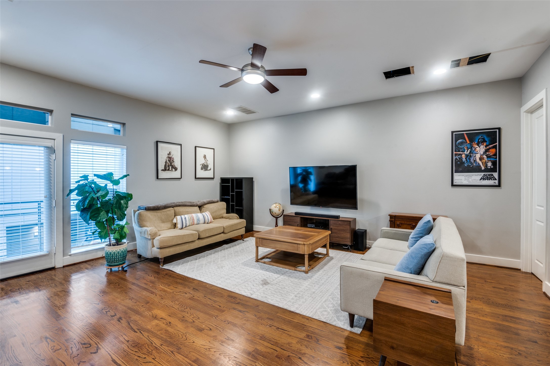 5618 Lindell Avenue Dallas TX 75206